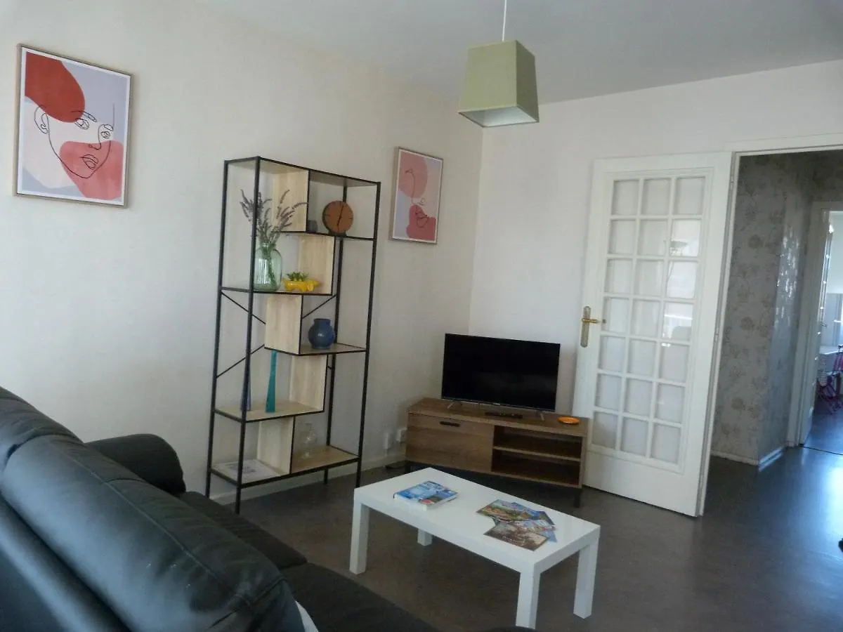 Le Pariou Daire Clermont-Ferrand 0*,